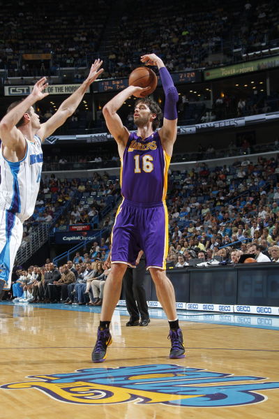 裂对方防线 裂对方防线